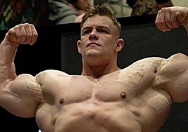 El susto del culturista Joan Pradells haciendo 'pole dance'