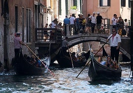 Turistas en Venecia.