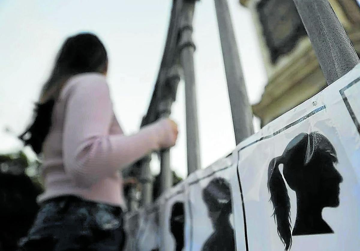 Imagen de archivo de una víctima de violencia de género ajena a la información.