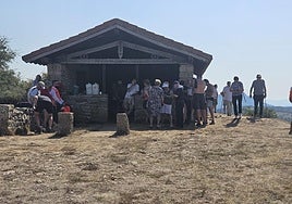 La subida hasta lo alto de la Sierra de Anderejo comenzó en Lalastra.