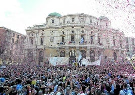 Miles de personas se concentrarán frente al Arriaga el próximo sábado para participar en el pregón y el txupín que marcará el inicio de Aste Nagusia.