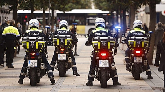 Pelea multitudinaria en Vitoria: un detenido por propinar «un botellazo en la cabeza» a otro hombre