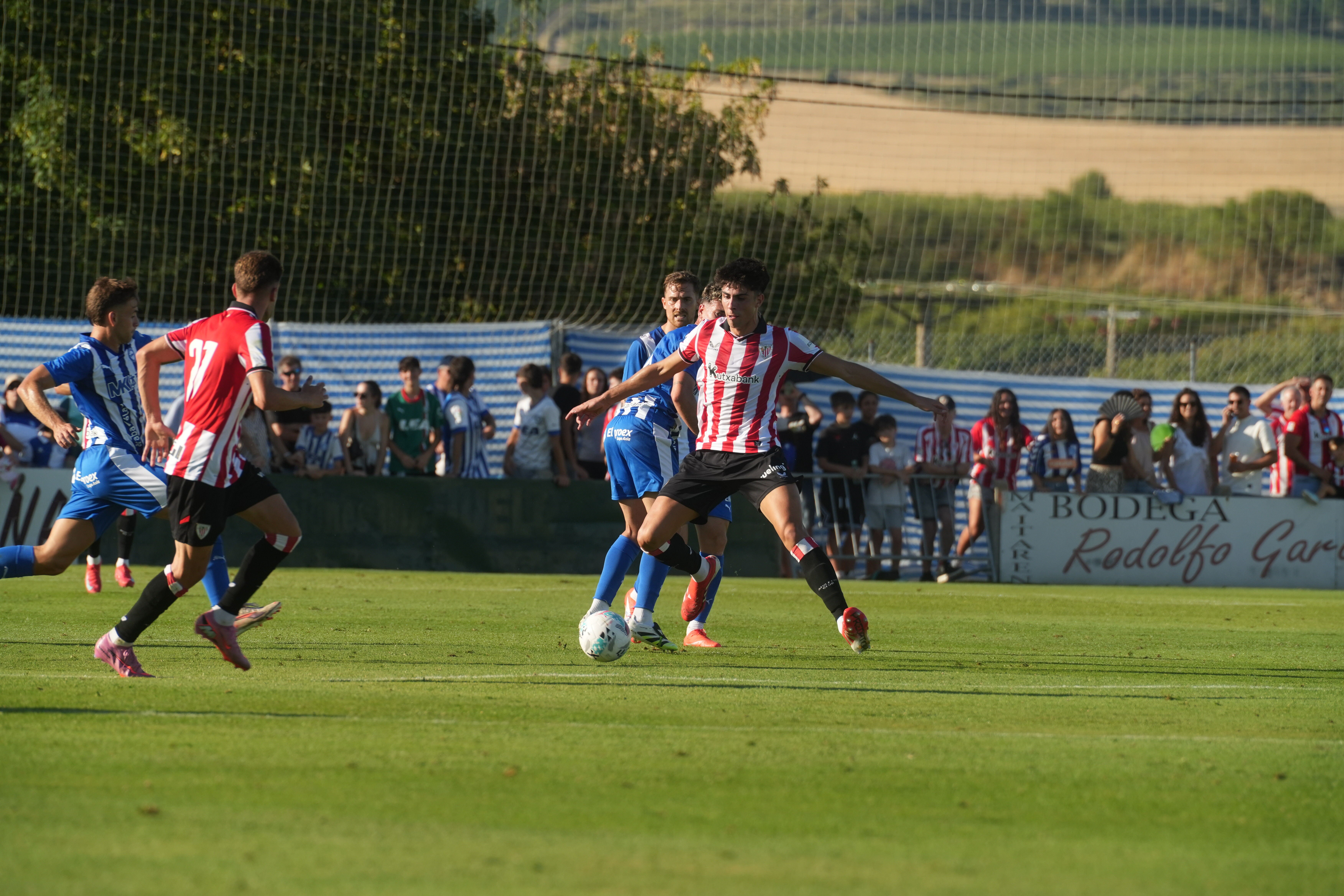Podría quedarse en la primera plantilla.