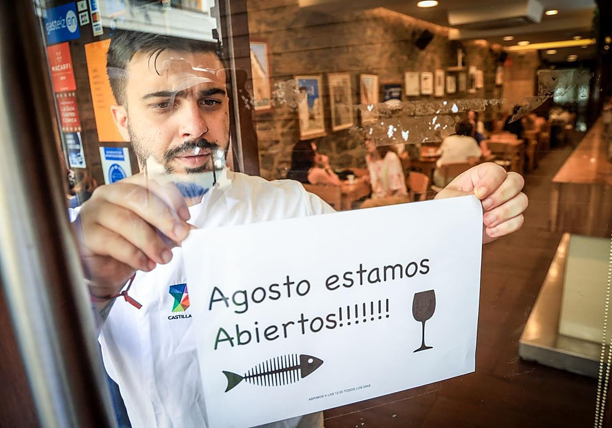 Bares como el Dólar mantienen sus puertas abiertas durante todo el mes