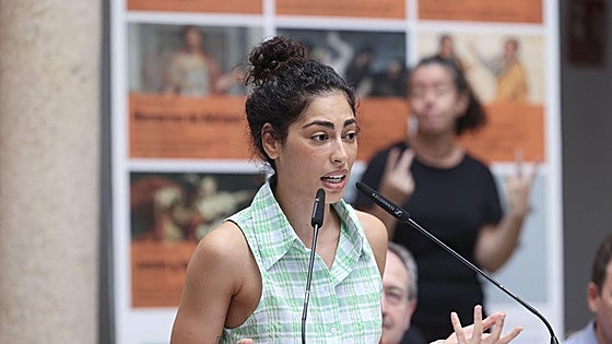 La actriz Mina El Hammani: «La ola xenófoba da miedo; me llaman puta mora de mierda»