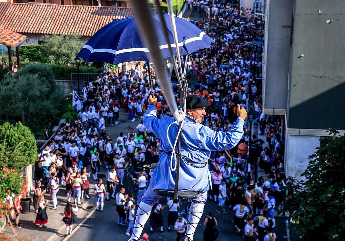 La bajada del &#039;Brujo&#039; en imágenes