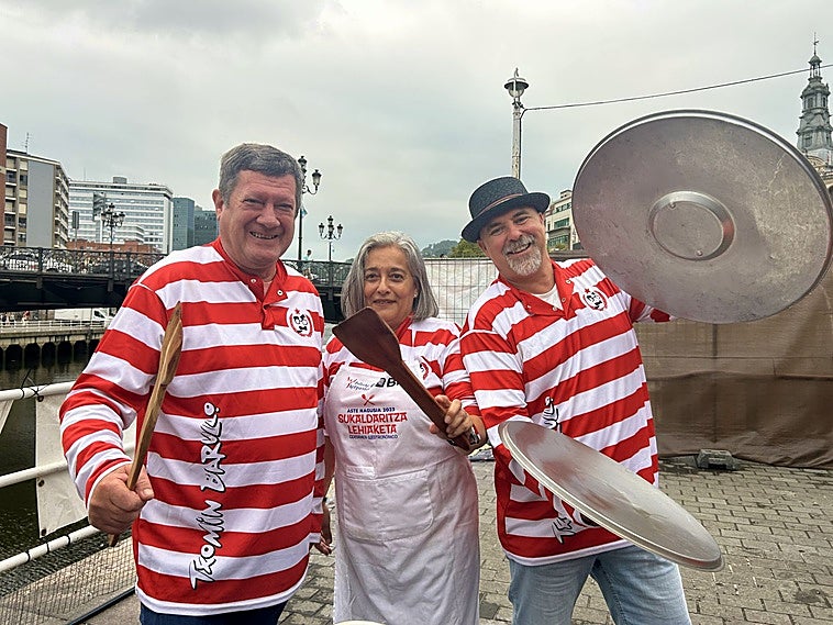 Óscar, María y Txerra se presentan cada año al concurso gastronómico.