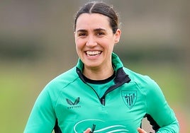 Bibiane Schulze recibe el alta médica casi un año después de su grave lesión de rodilla