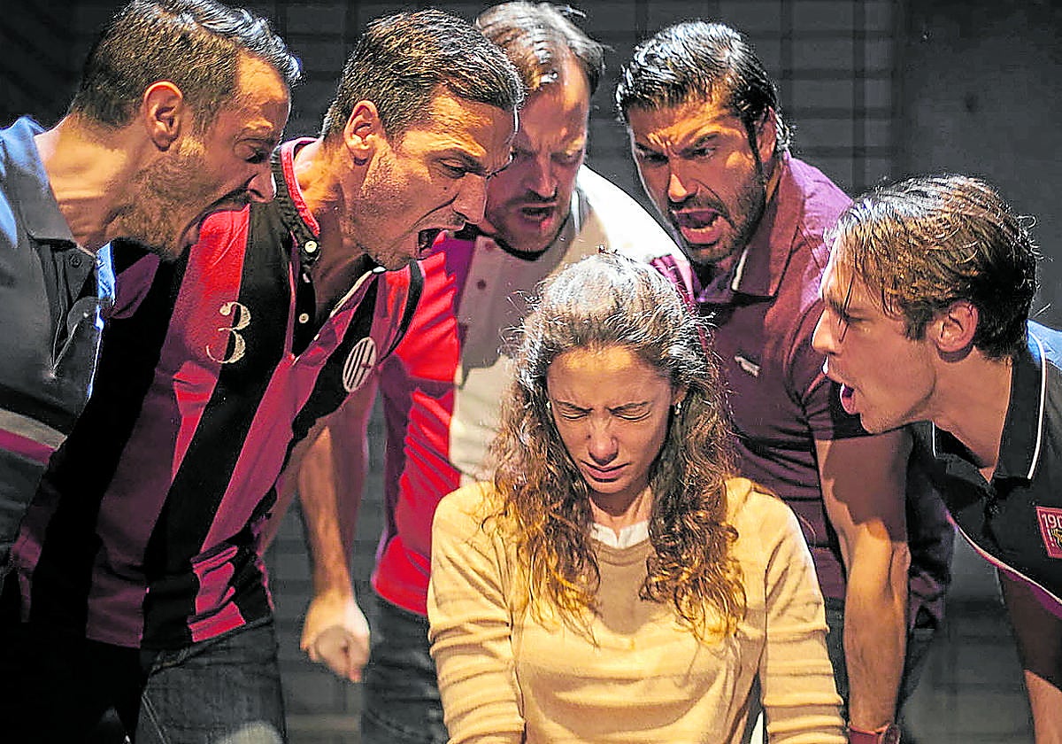 María Hervás, Ignacio Mateos, Raúl Prieto, Fran Cantos, Álex García y Martiño Rivas interpretaron 'Jauría' en su estreno en 2019.