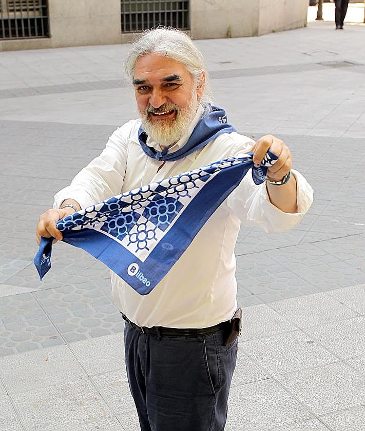 Imagen secundaria 2 - El más gamberro de las fiestas