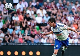 Panichelli marca de cabeza con el Estrasburgo al Metz.