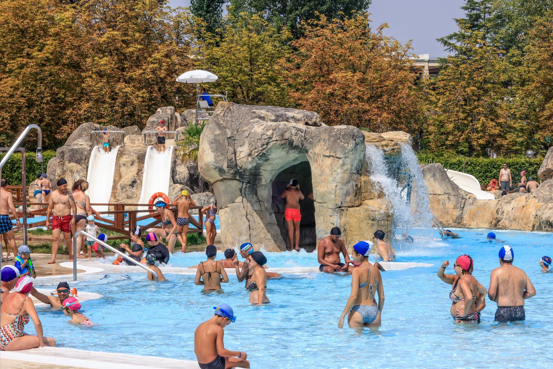 Las imágenes del último chapuzón de la ola de calor en Álava