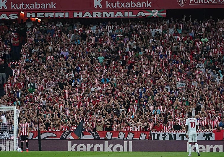 Cánticos de apoyo desde la Herri Harmaila a Yeray, apartado a la espera de resolverse su caso de dopaje