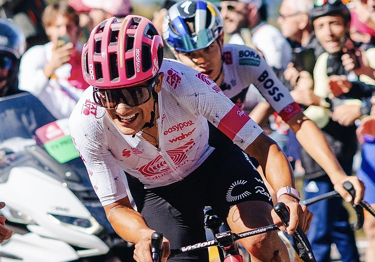 Carapaz se salta La Vuelta para preparar el Mundial de Ruanda
