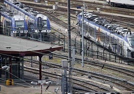 Un tren regional construido por Alstom en la estación de Estrasburgo, Francia.