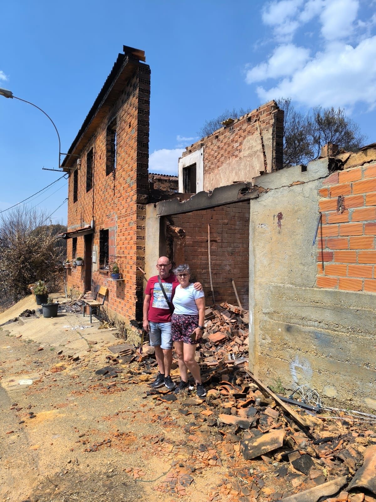 Así ha quedado Quintana y Congosto, un pueblo de León, tras los incendios
