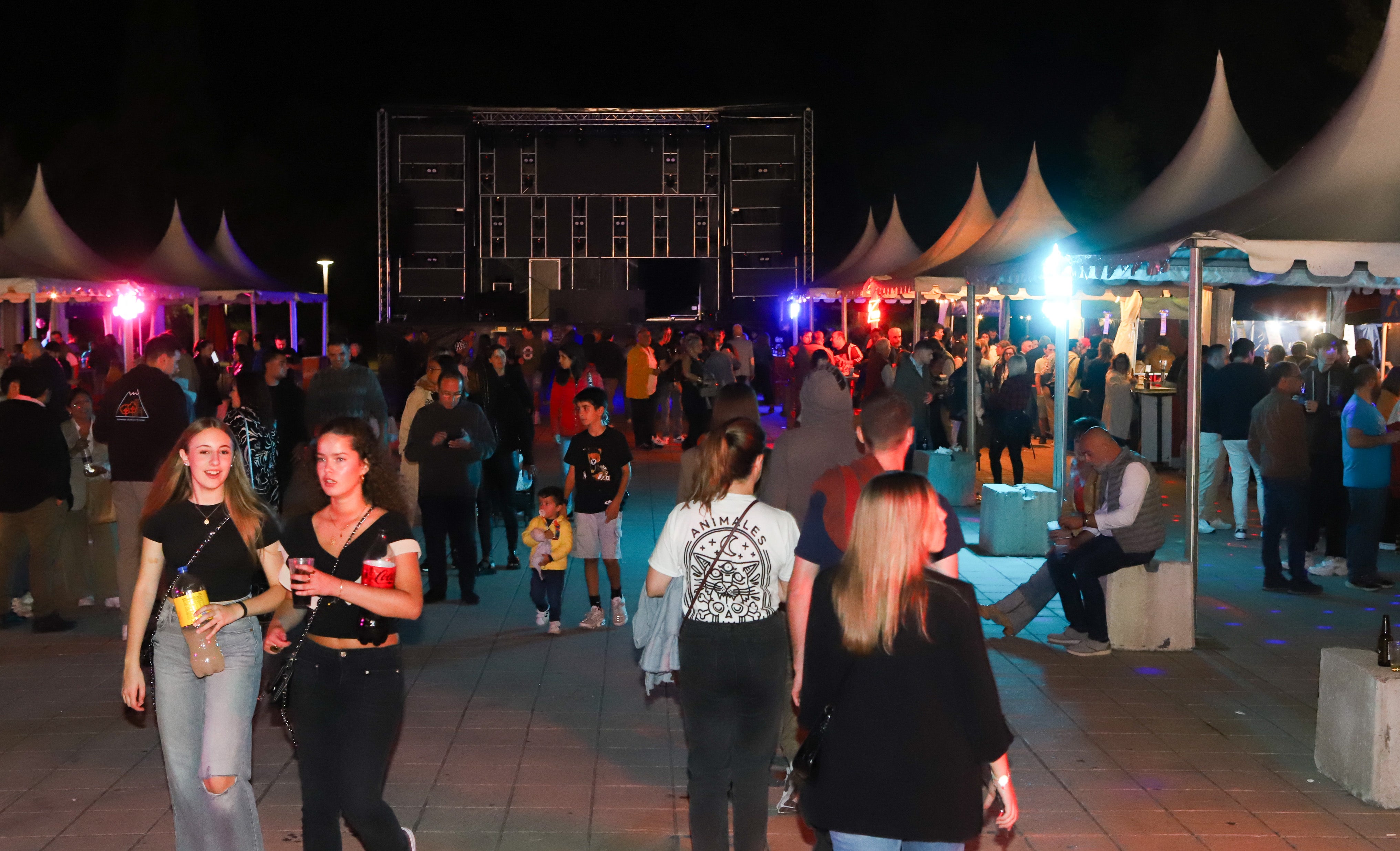 Lamentan que la programación festiva no sea tan atractiva como otros años.