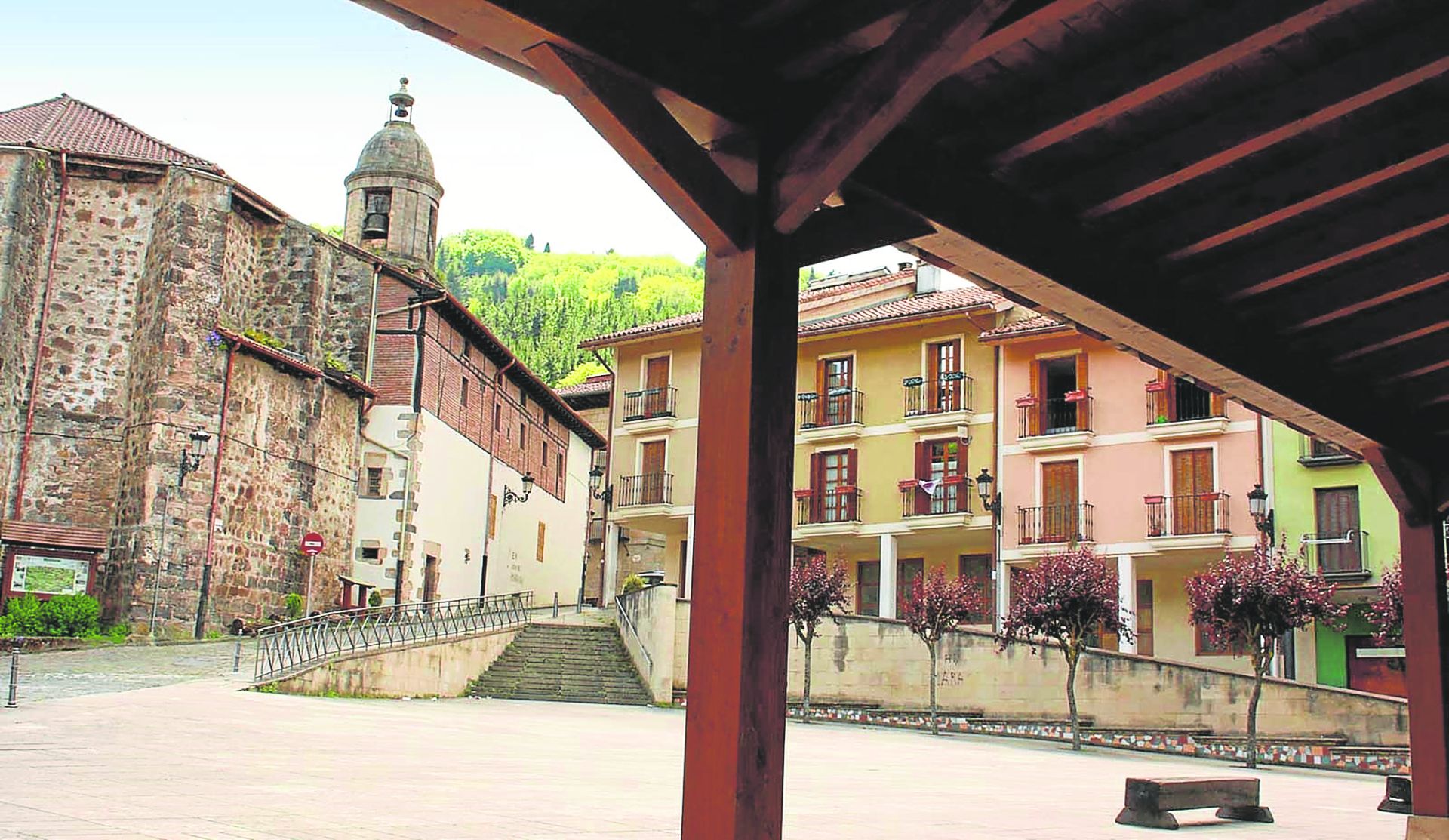 Detalle de Leintz Gatzaga.