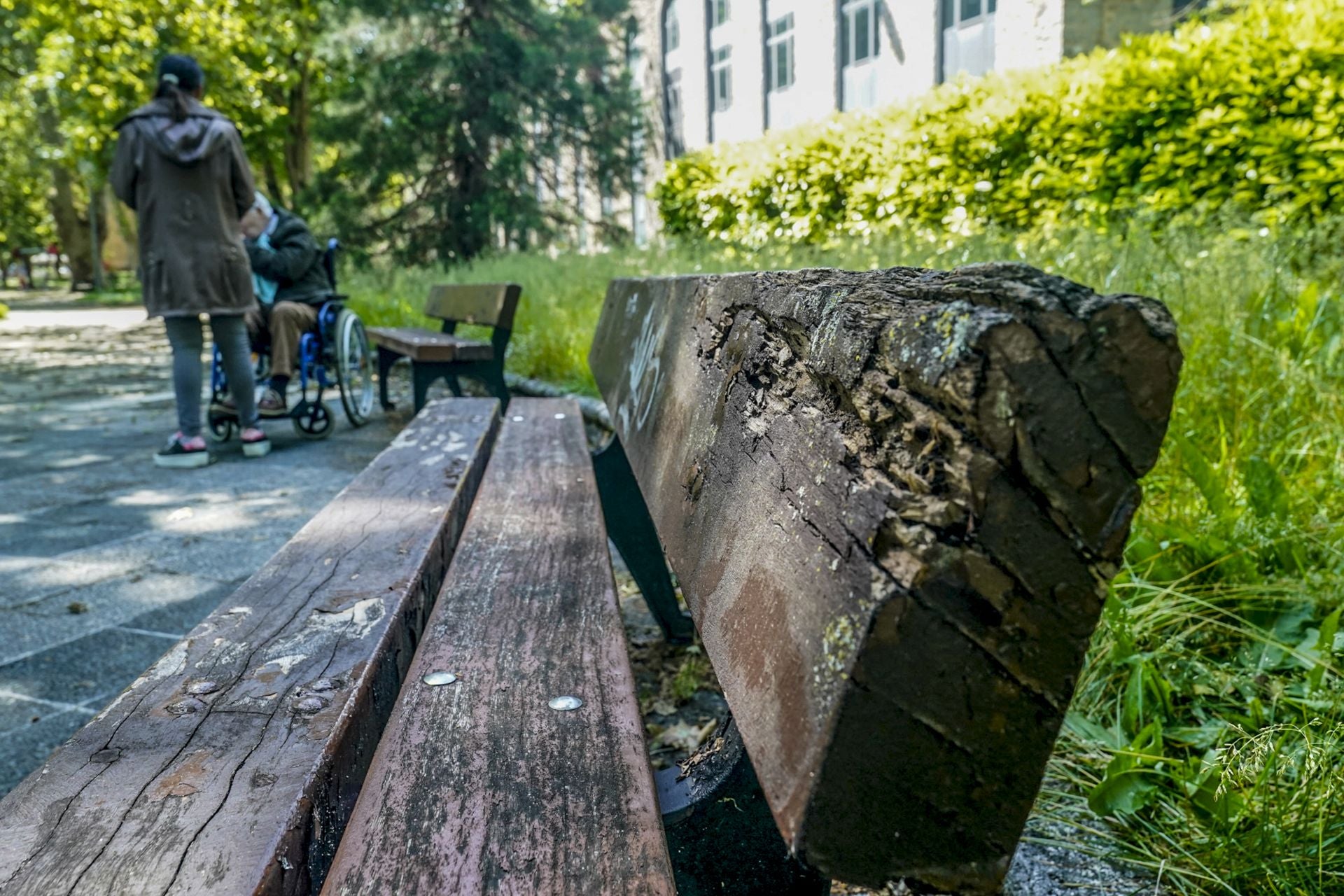 El mal estado de los bancos de Vitoria