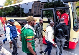 El Gobierno central autoriza 70 plazas en sus centros para acoger a los malienses de Vitoria