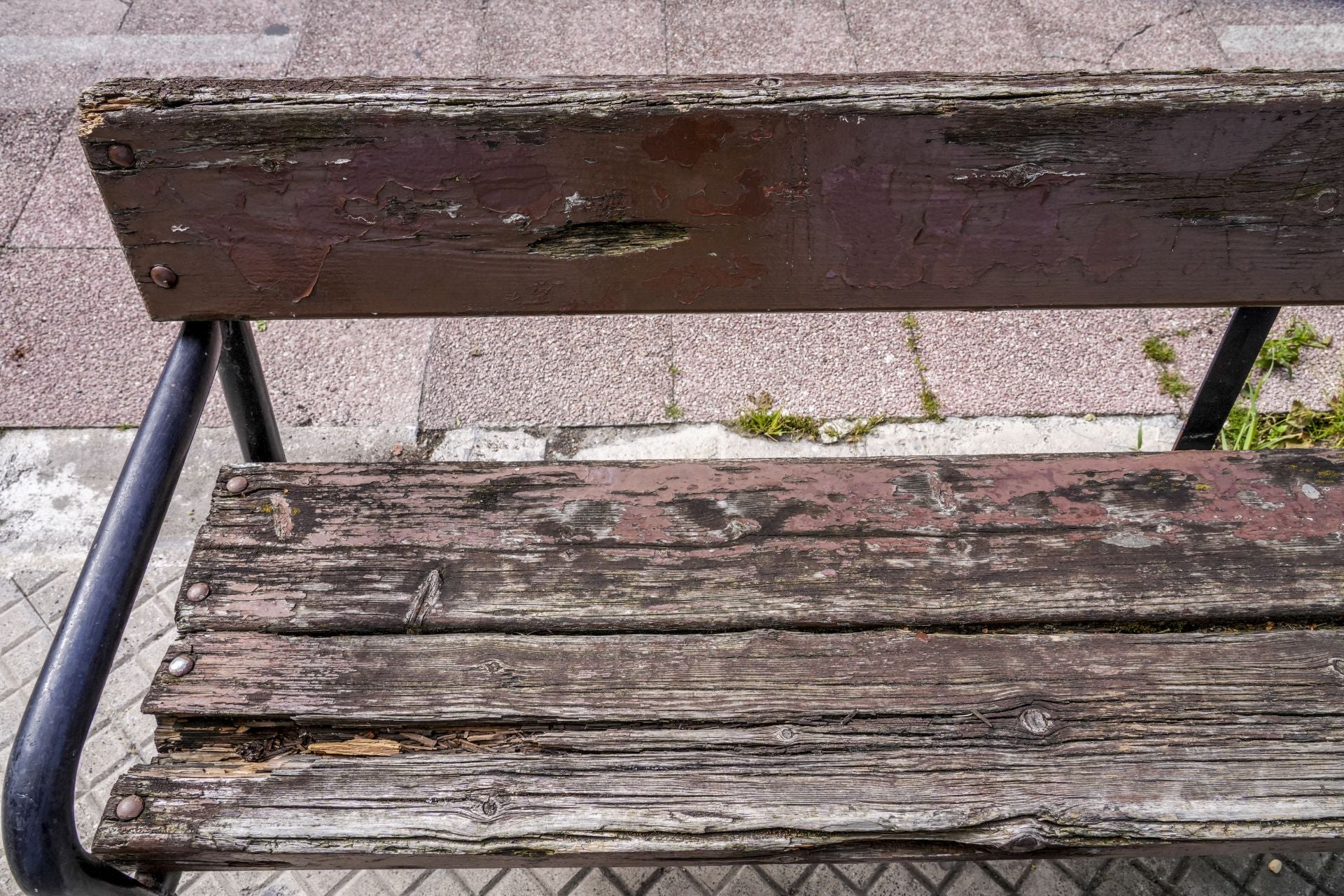 El mal estado de los bancos de Vitoria