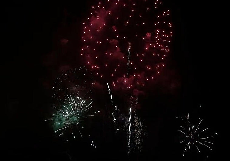 Valecea ilumina la última noche de Aste Nagusia