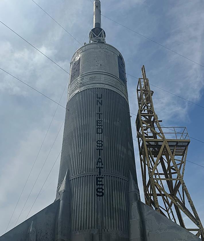 Imagen secundaria 2 - Aitor Ocio alucina en su visita a la Nasa