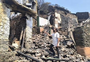 La 'aldea vasca' arrasada por el fuego en Ourense