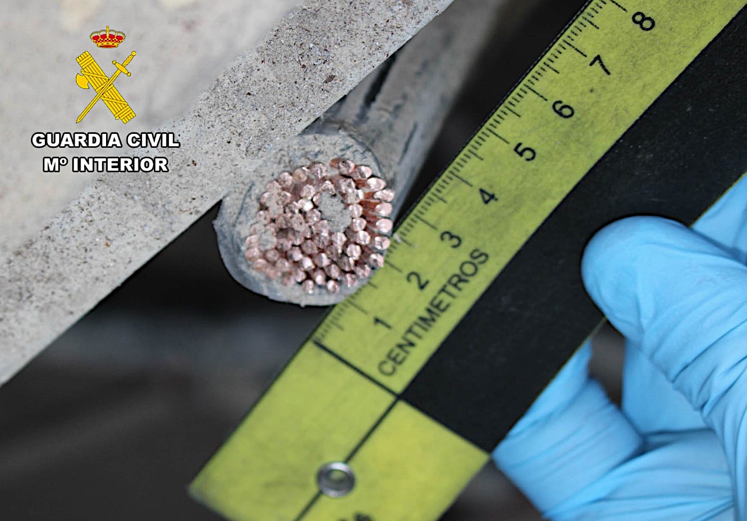 El material robado está valorado en más de 7.000 euros.