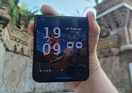 Probamos el Motorola Razr 60 Ultra: un estiloso plegable con una batería sorprendente