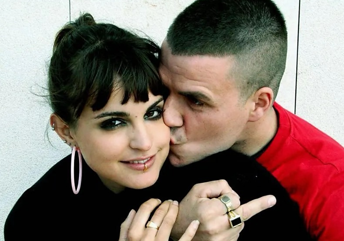 Verónica Echegui y Dani Martín, durante una escena de 'Yo soy La Juani'