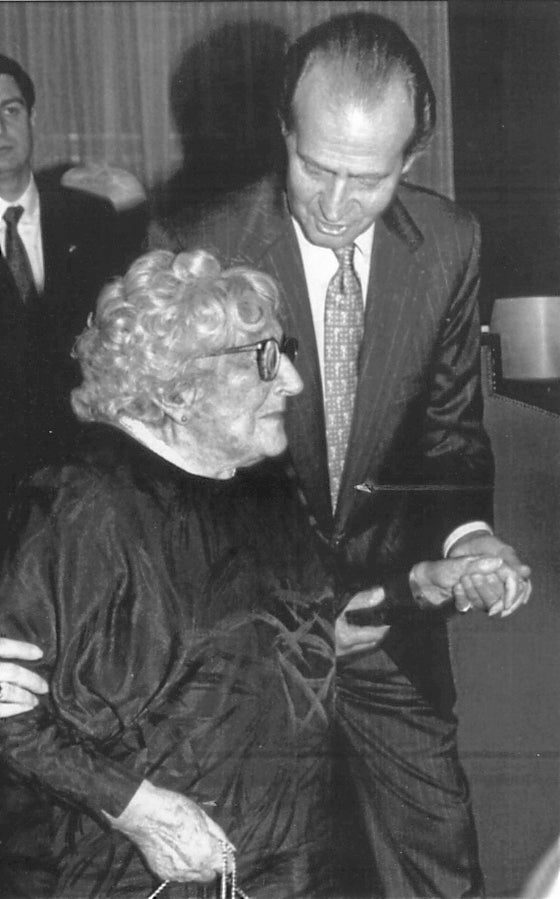 Al lado, con el Rey Juan Carlos ese mismo año.