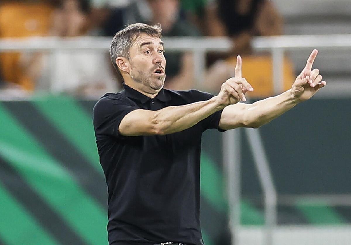 Coudet, en el partido del Alavés contra el Betis.