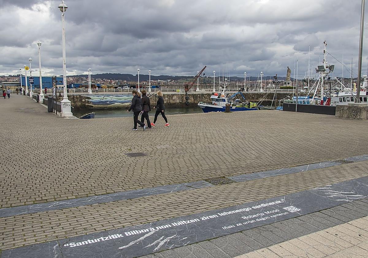 Hallan el cuerpo de un hombre en aguas del puerto de Santurtzi