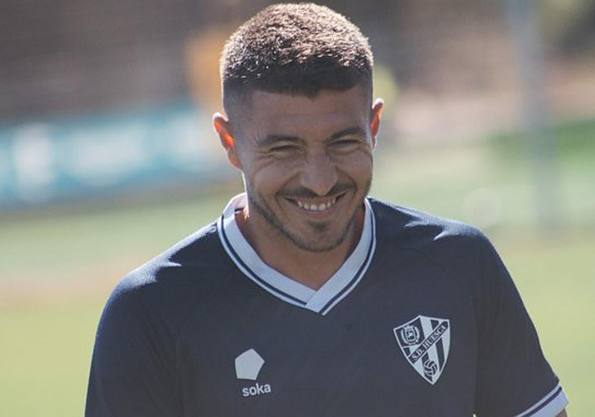 El Huesca ya tiene en su seno a Francisco Portillo, el último fichaje de los oscenses.