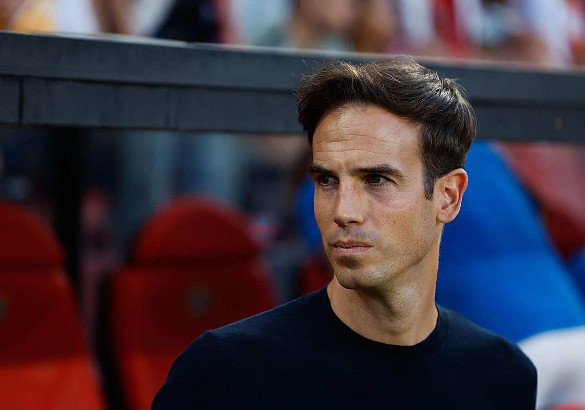 Iñigo Pérez se disculpa tras su reacción en el Rayo-Barça: «Me avergüenzo de cómo actué»