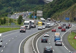 Tráfico en las carreteras de Bizkaia, en la operacion salida del pasado 1 de agosto.