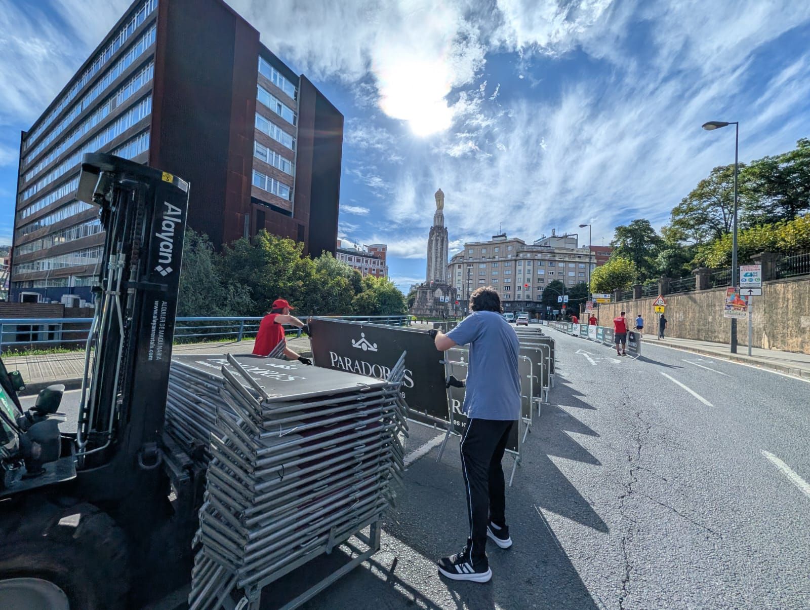 La Vuelta se deja sentir en las calles de Bilbao