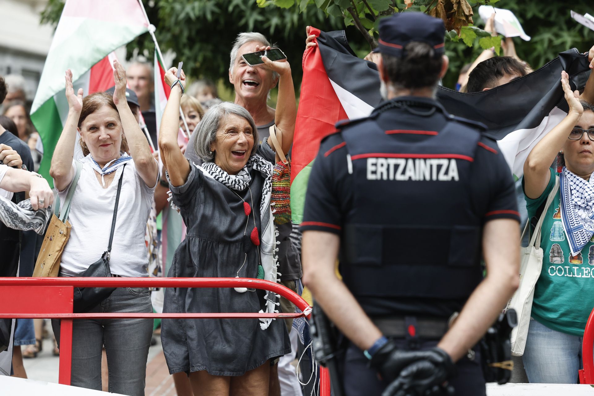 Incidentes en la meta de La Vuelta en Bilbao