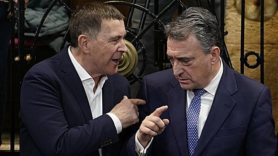 El PNV pasa al ataque para desmontar el relato de Bildu ante un posible adelanto electoral