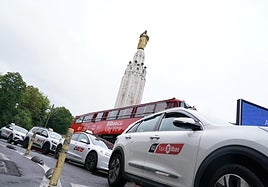 Imagen de la manifestación de los taxistas este lunes en Bilbao