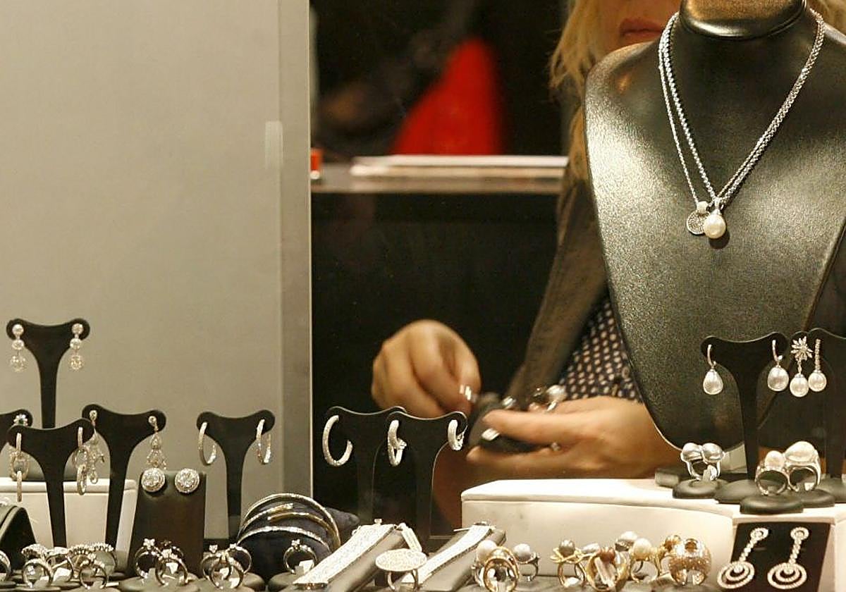 Mostrador de una joyería ajena a los hechos.