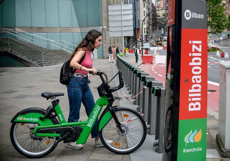 De 8 bicis vandalizadas al día a ninguna en dos meses