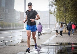 Un día de sirimiri en Bilbao.