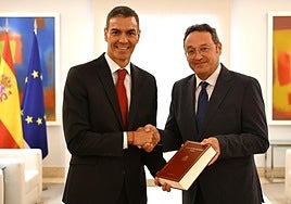 El presidente del Gobierno, Pedro Sánchez, junto al fiscal general del Estado, Álvaro García Ortiz.