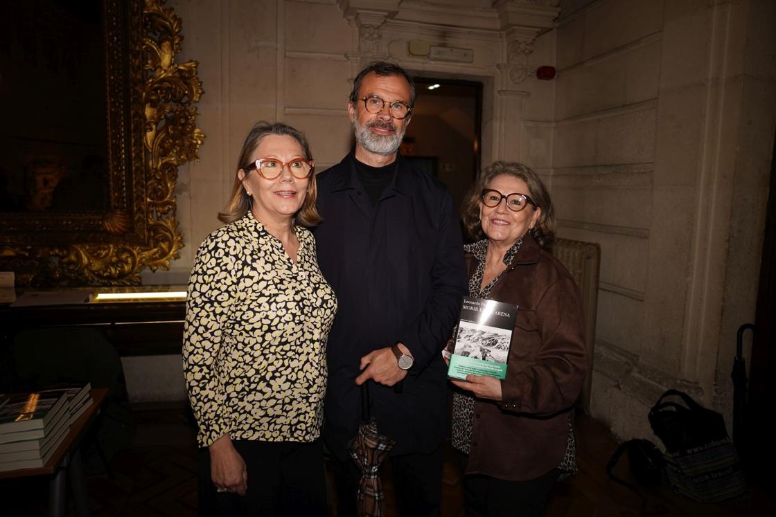 María Claudia Sandrock, Karl Sandrock y Luz Marina Tovar. 