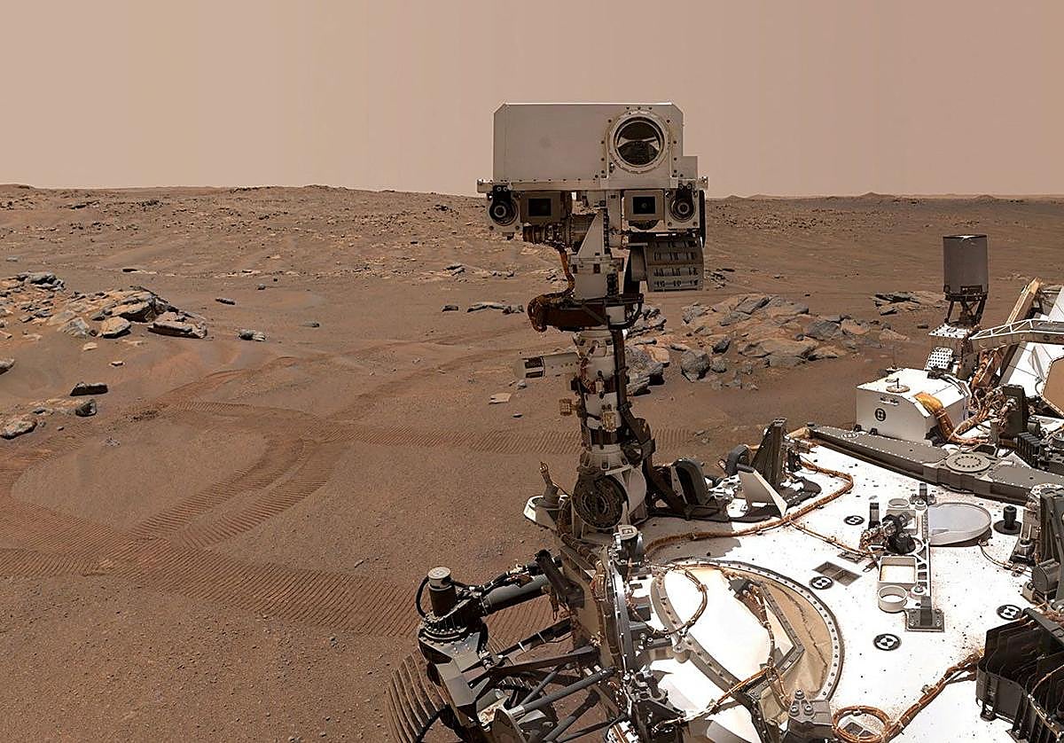Imagen de archivo del robot Persevance en Marte.