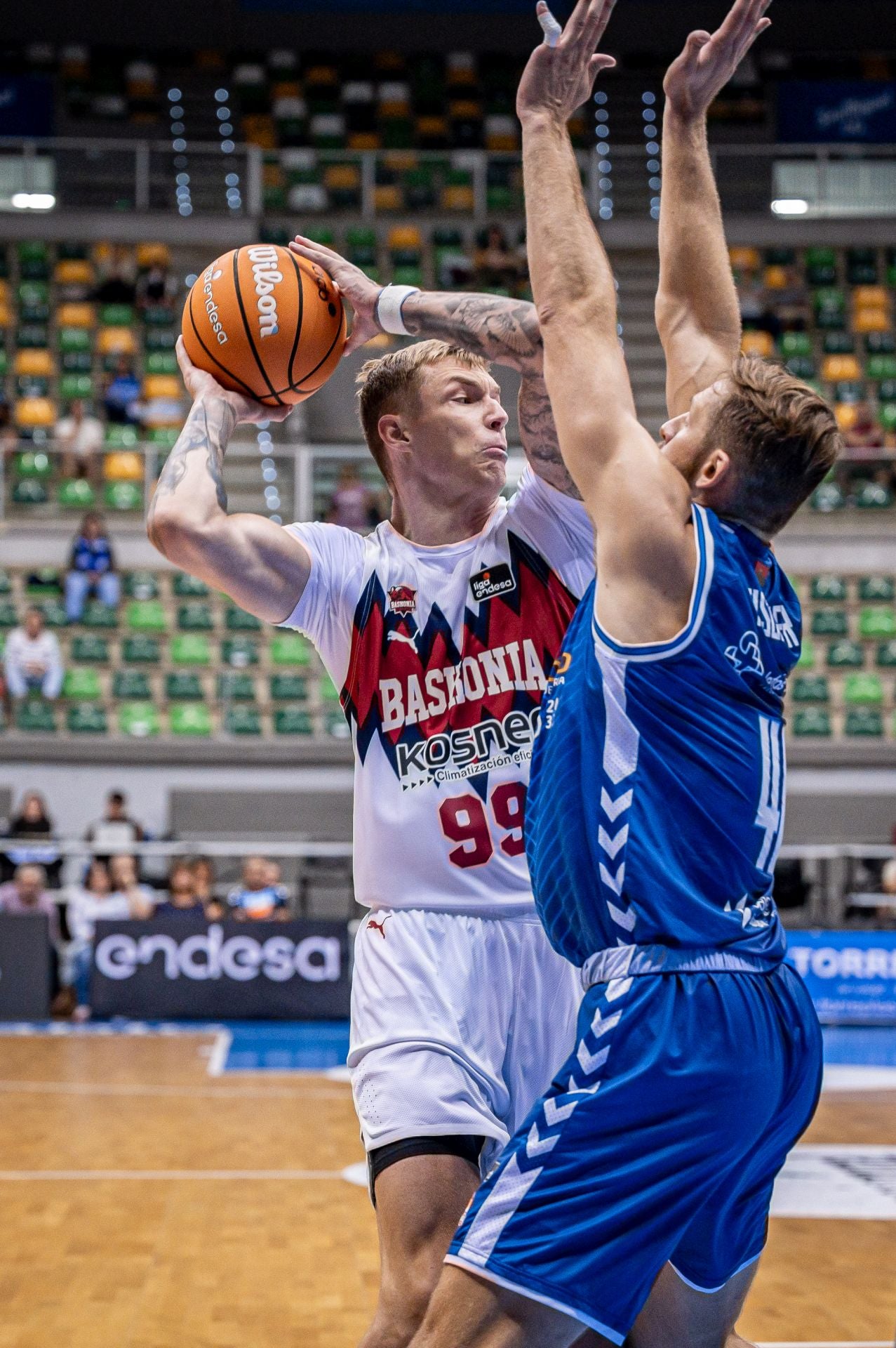 El San Pablo Burgos-Baskonia de pretemporada, en imágenes
