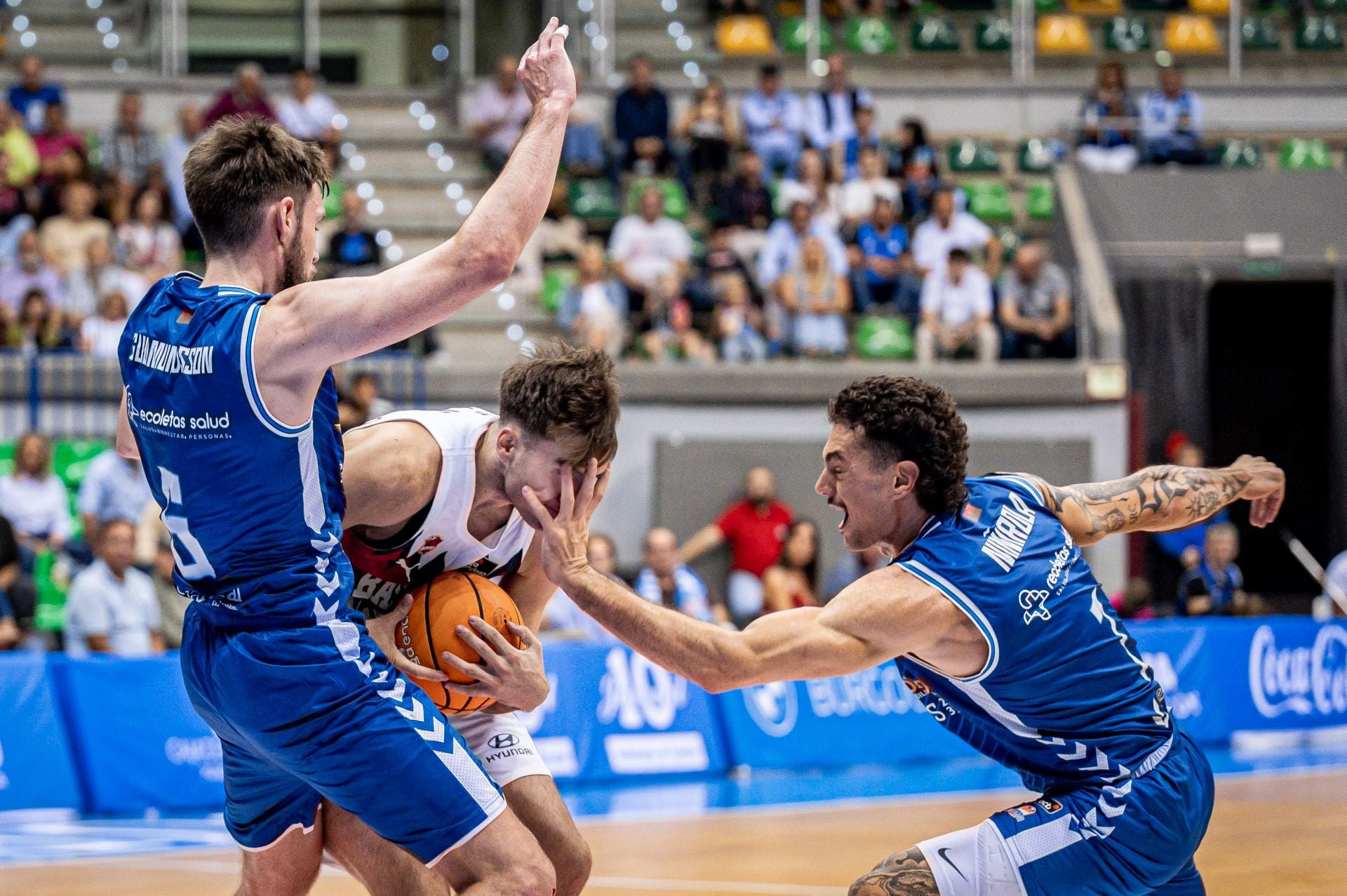 El San Pablo Burgos-Baskonia de pretemporada, en imágenes