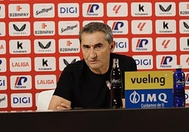 Ernesto Valverde en sala de prensa, tras seguir el partido desde el palco.